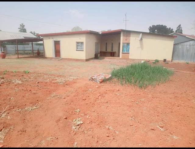 3 BEDROOM HOUSE FOR SALE IN DALESIDE